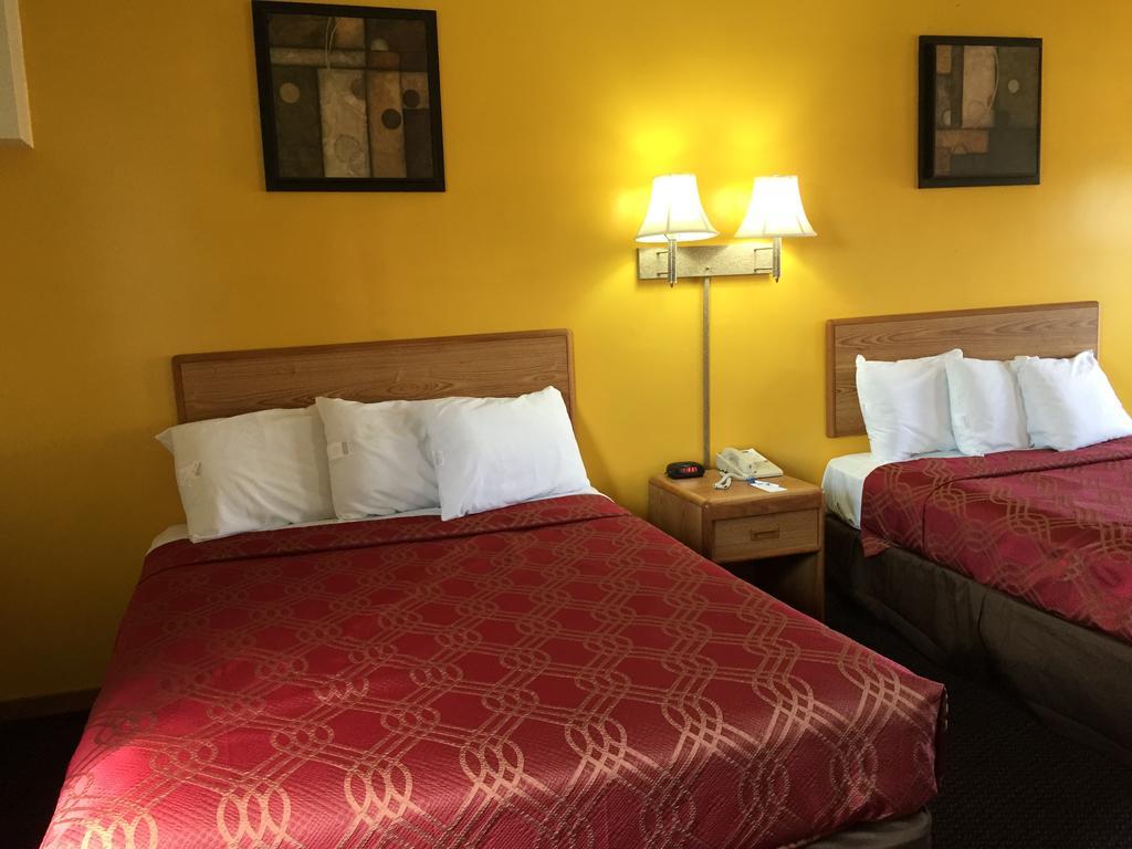 Rodeway Inn & Suites Austin Exterior foto
